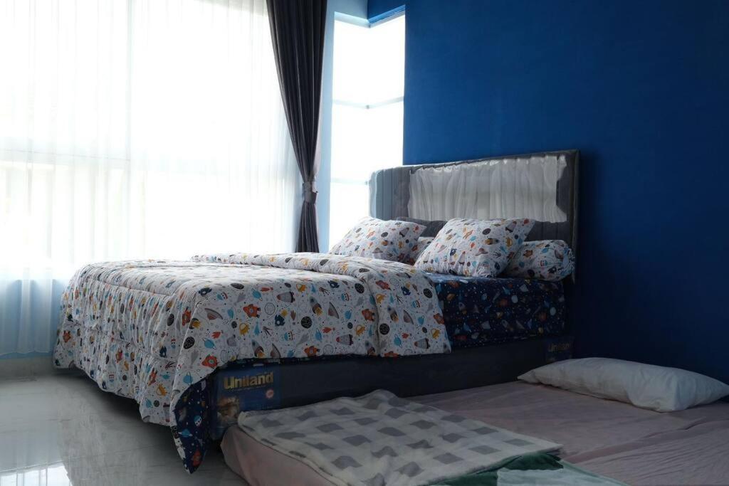 בוגור Villa 55 With Pool, Karaoke And Rooftop מראה חיצוני תמונה