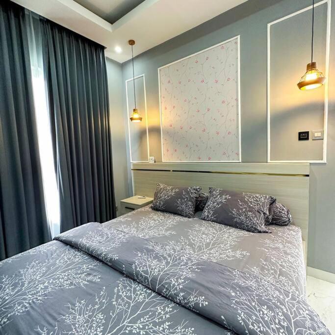 בוגור Villa 55 With Pool, Karaoke And Rooftop מראה חיצוני תמונה